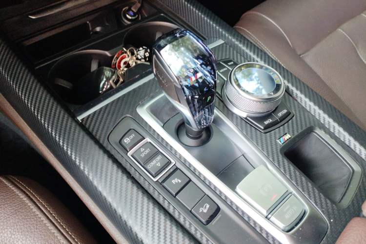 Used BMW X5 2015 xDrive28i
