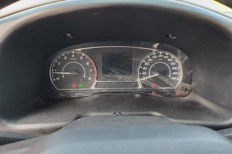 Used JMC Transit 2019 2.8T Commercial Version Long Wheelbase Mid-Roof 6-Seater Rear Single Tire China VI Emission Standard – JX493
