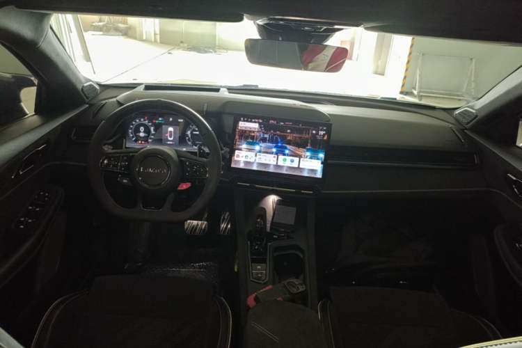 Used Lynk & Co 03 2023 03+ 2.0TD Automatic Yufeng Edition
