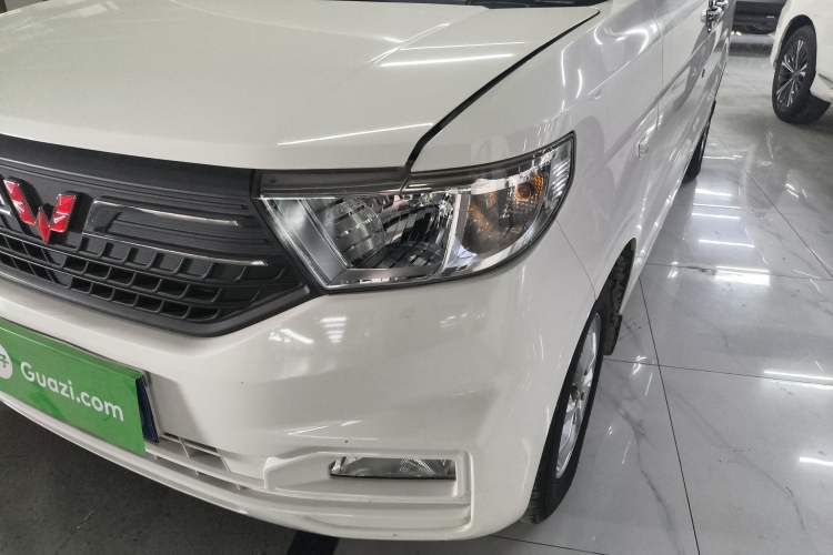 Used Wuling Hongguang V 2021 1.5L Refreshed Enjoyment Edition LAR
