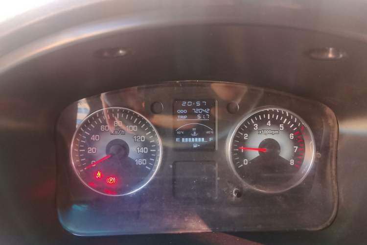 Used Jinbei New Hiace X30L 2018 1.5L Box Truck Wealth Edition DLCG14 Odometer Close Up