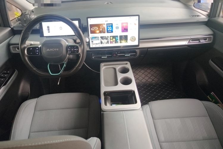 Used AION Y 2023 Younger
