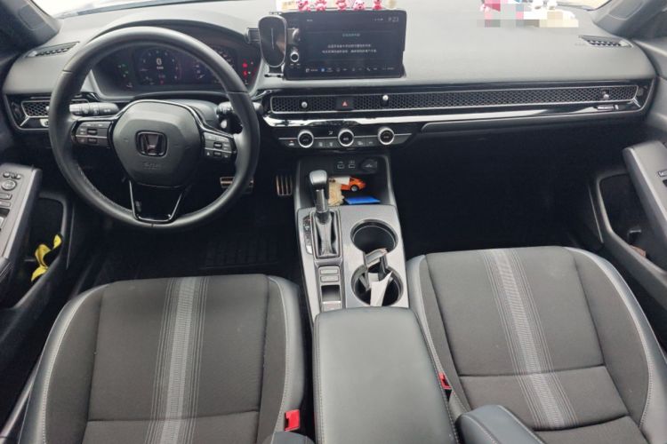 Used Honda Civic 2022 240TURBO CVT Dynamic Edition
