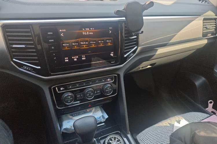 Used Volkswagen Teramont 2020 380TSI Four-Wheel Drive Luxury Version China VI Standard Audio And AC Panel