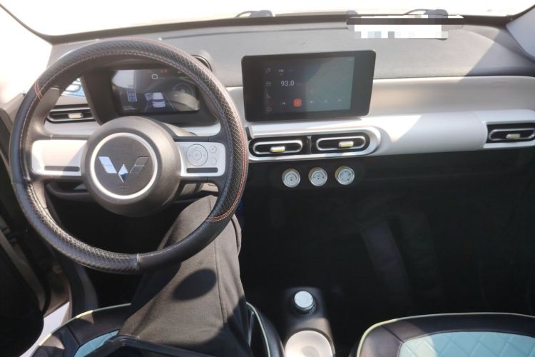 Used Wuling Hongguang MINIEV 2024 3rd Generation 215km Advanced Version
