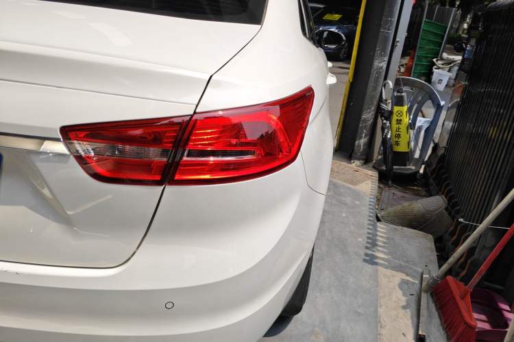 Used Ford Escort 2017 Happiness Edition 1.5L Automatic Fashion Version