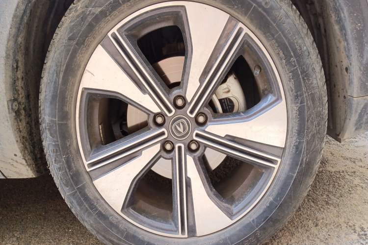 Used CHANGAN CS55PLUS 2022 2nd Generation 1.5T DCT Luxury Version Right Front Wheel Hub