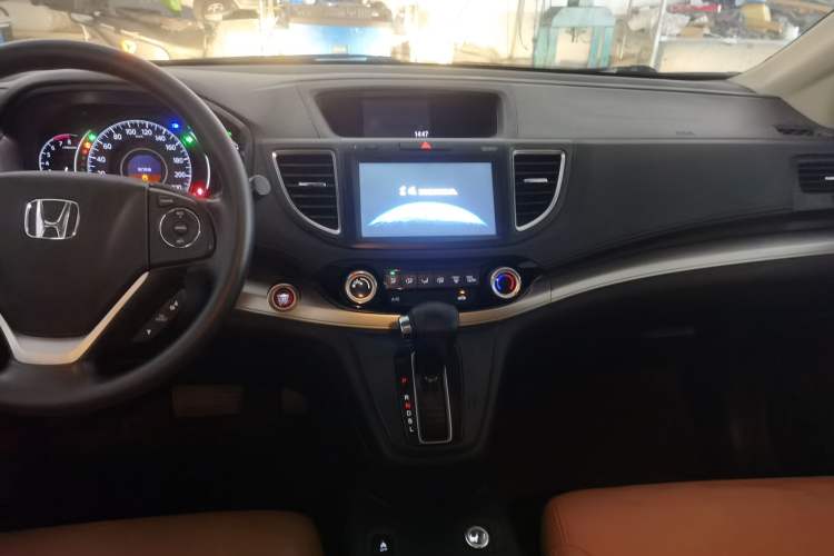 Used Honda CR-V 2015 2.0L two-wheel drive Fashion Edition
