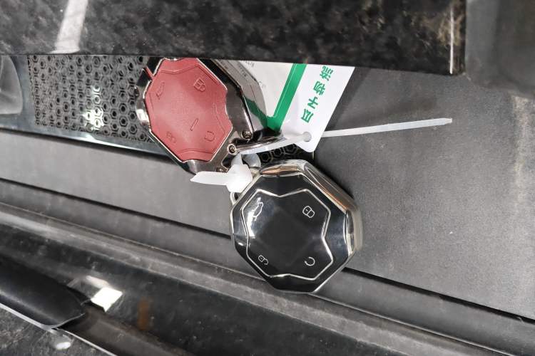 Used JETOUR Traveler 2023 2.0T All-Wheel Drive CrossPRO+ Vehicle Key