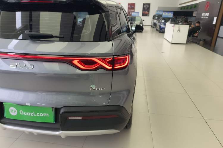 Used BYD Yuan UP 2024 301KM Leading Edition