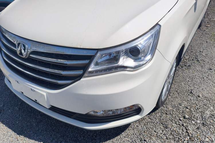 Used BAIC Weiwang M50F 2017 1.5L Comfort Edition Left Front Headlight