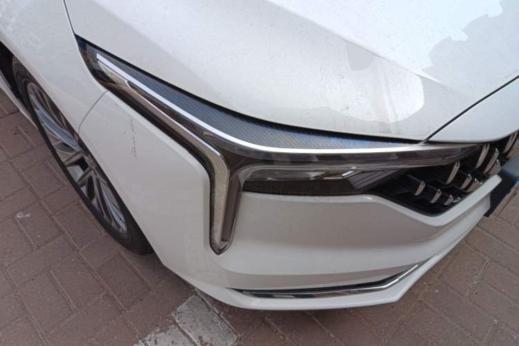 Used Bestune B70 2021 1.5T Automatic 15th Anniversary Edition Right Front Headlight