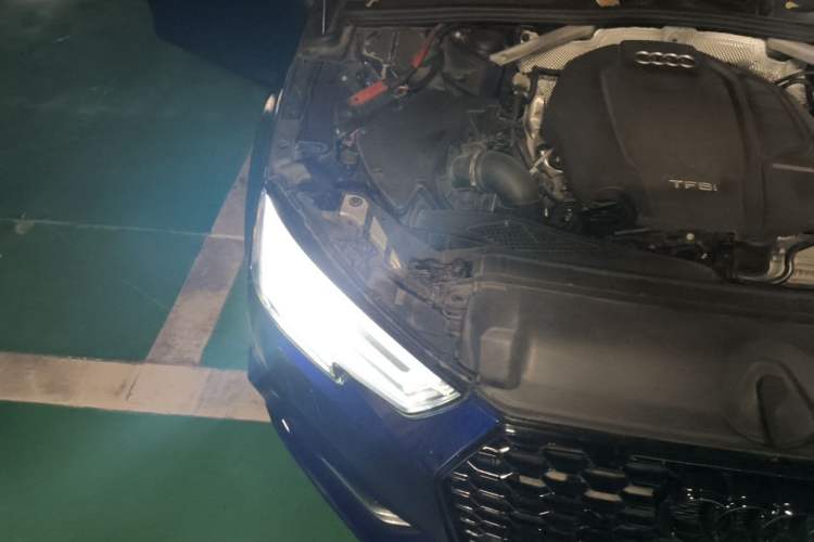 Used Audi A4L 2018 30th Anniversary Edition 40 TFSI Fashion Model
