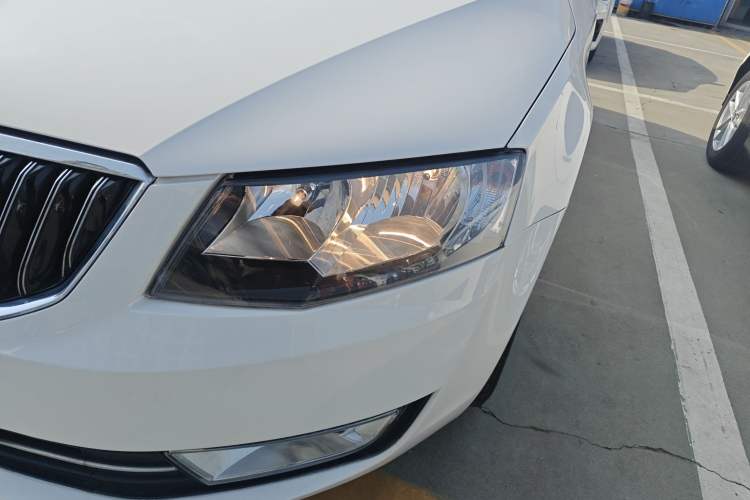 Used Skoda Octavia 2015 1.6L Automatic Yijun Edition