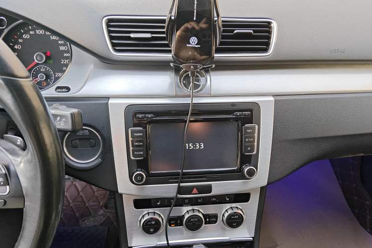 Used Volkswagen FAW-Volkswagen CC 2015 1.8TSI Luxury Model Audio And AC Panel