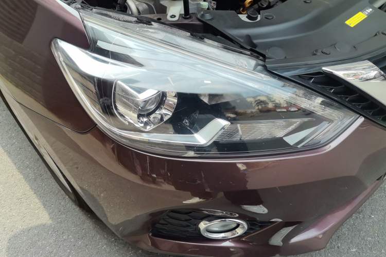 Used Nissan Sylphy 2018 1.6XV CVT Deluxe Edition Right Front Headlight