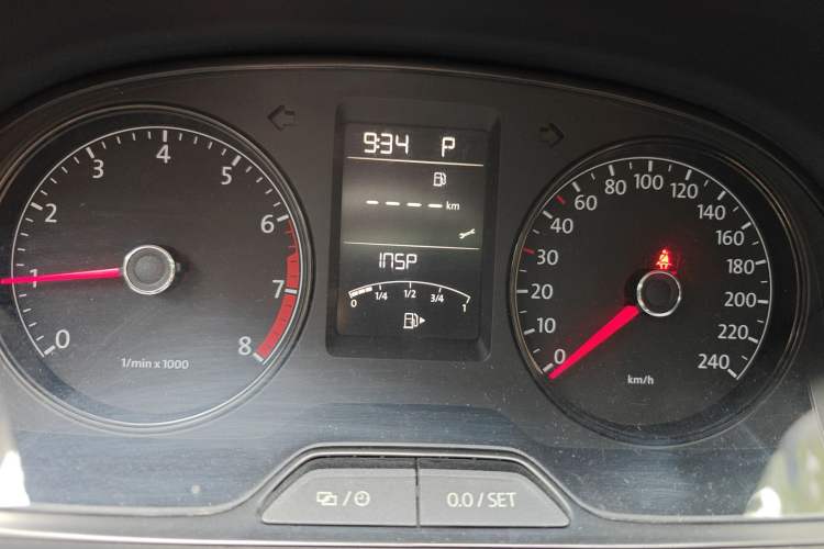 Used Volkswagen Lavida 2013 Revised Classic 1.6L Automatic Fashion Edition
