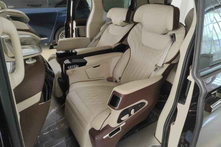 Used Buick GL8 2020 Avenir Avia Six-Seat Deluxe Edition