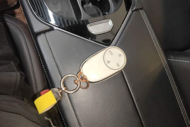 Used NETA S 2022 Extended-Range Version 1160 km Range Rear-Wheel-Drive Compact Edition