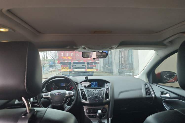 Used Ford Focus 2012 Hatchback 1.6L Automatic Fashion Edition