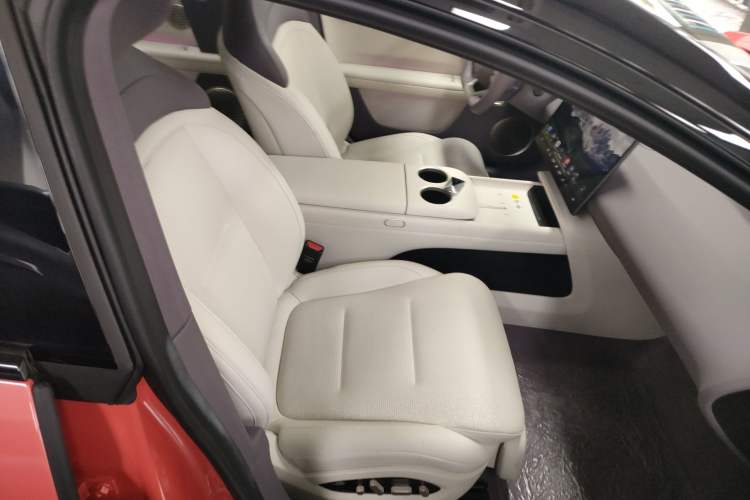 Used Avatr 06 2025 Pro Range-Extended Edition
