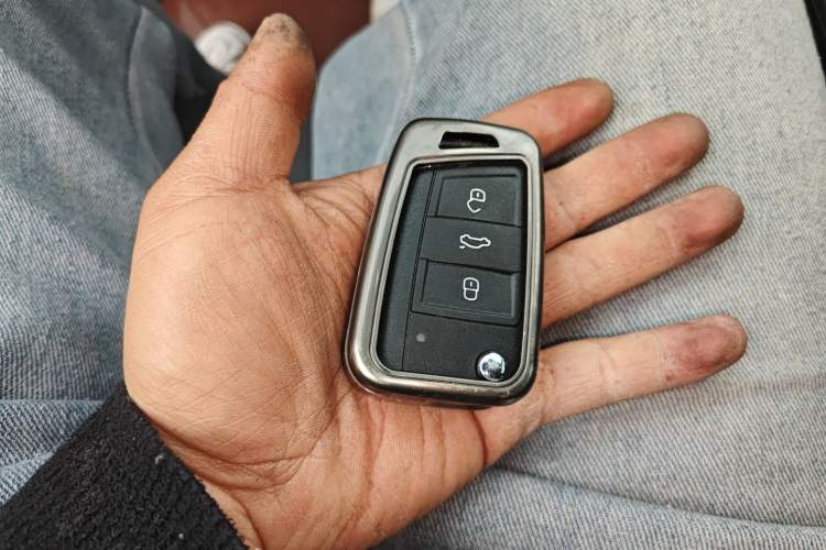 Used Volkswagen Tiguan L 2017 330TSI Automatic Two-Wheel Drive Comfort Edition