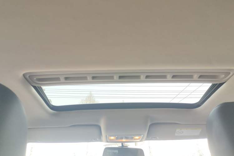 Used Volkswagen Santana 2015 1.6L Automatic Comfort Edition
