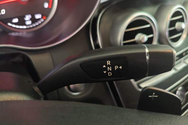 Used Mercedes-Benz C-Class 2015 C 200 station wagon