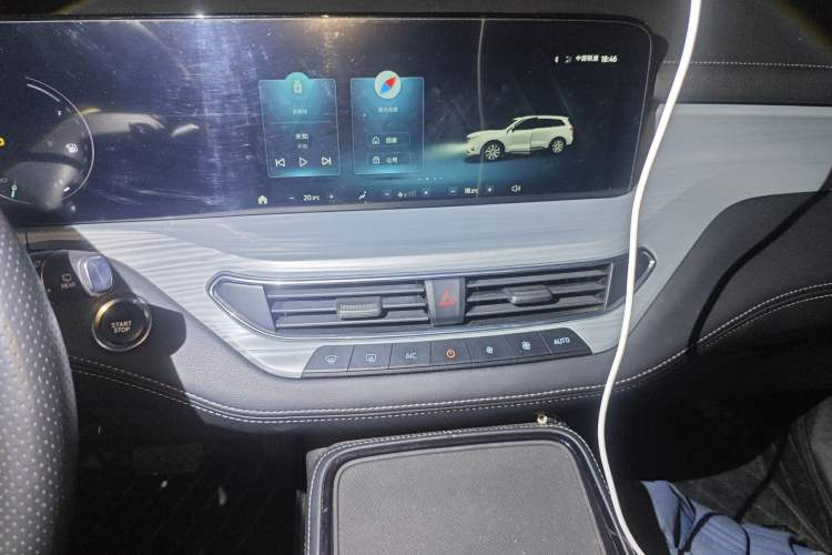 Used Ford Equator 2023 EcoBoost 225 Platinum Edition 7-Seater (2/3/2)
