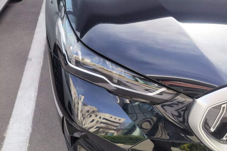 Used BMW 5 Series 2025 530Li Luxury Edition M Sport Package
