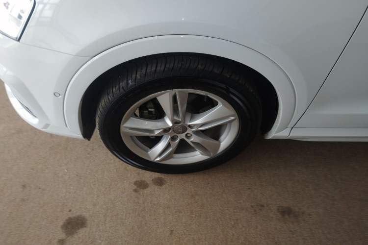 Used Audi Q3 2016 35 TFSI quattro all-wheel-drive style model