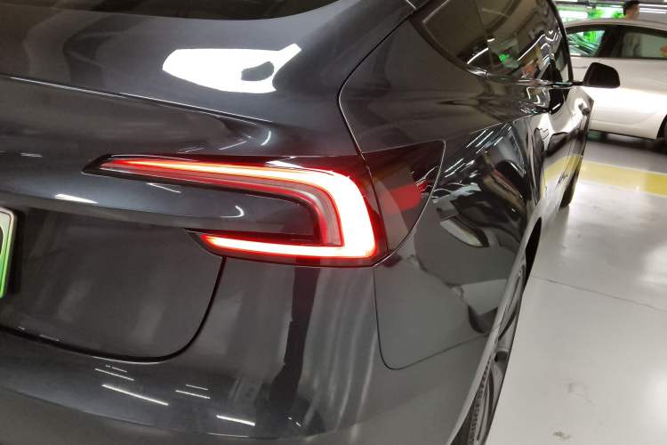 Used Tesla Model 3 2025 Rear-Wheel-Drive Version