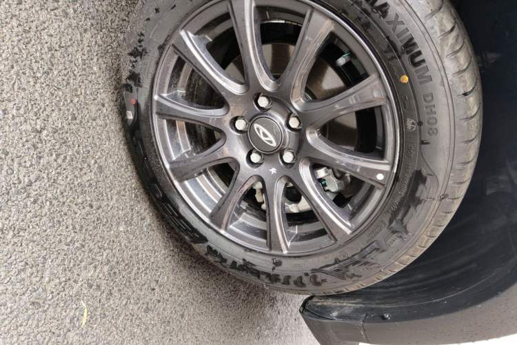 Used Chery Tiggo 3X 2024 1.5L CVT Excellence Edition Right Front Wheel Hub