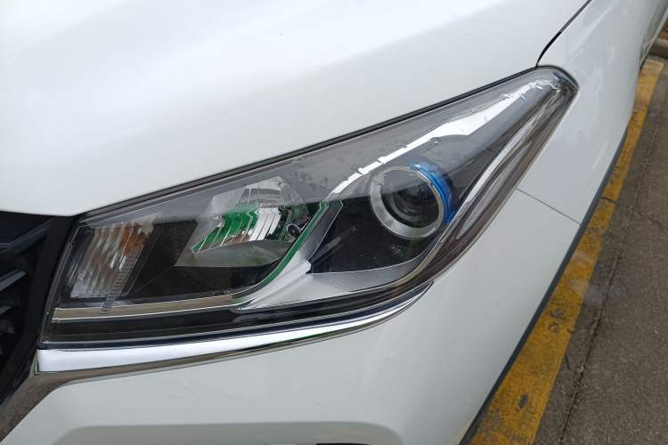 Used Dongfeng Fengon 500 2022 1.5L Manual Enjoyment Model Left Front Headlight