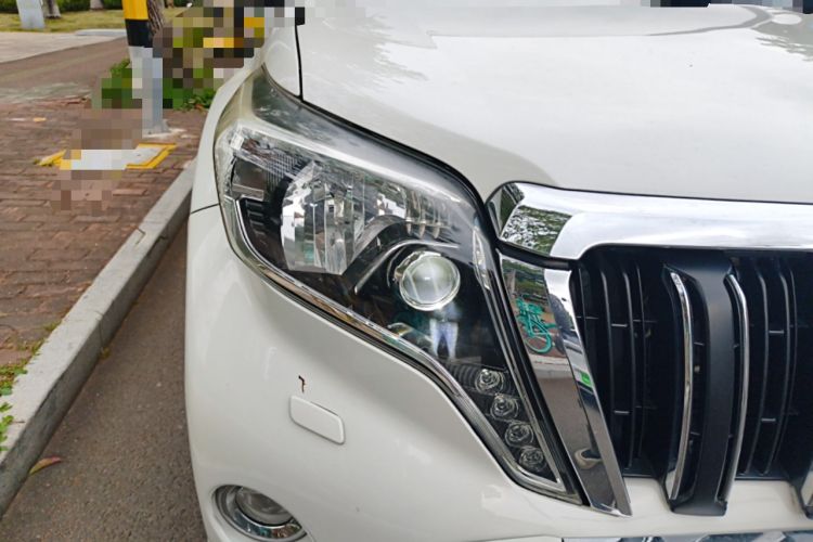 Used Toyota Prado 2013 2.7L Automatic Middle East Version
