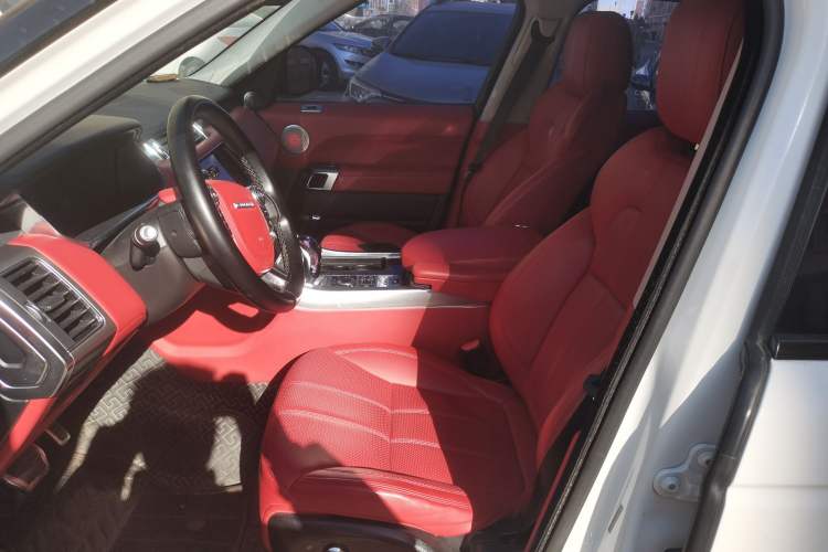 Used Land Rover Range Sport 
