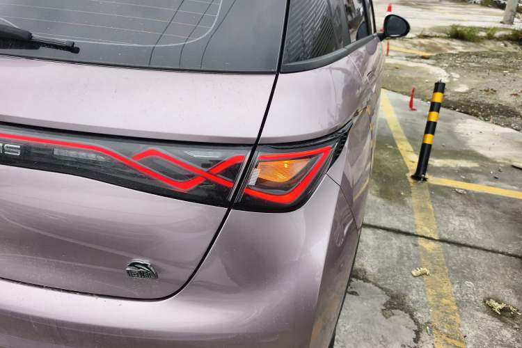 Used BYD Dolphin 2023 420 km Free Version
