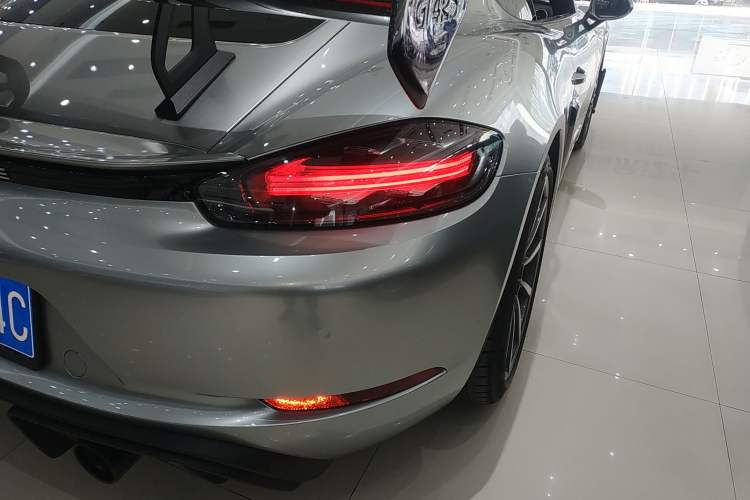 Used Porsche 718 2020 Cayman 2.0T Right Rear Taillight