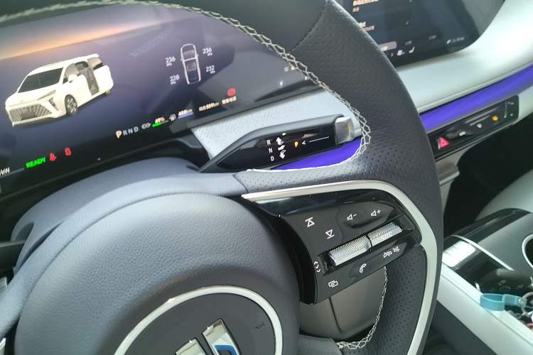 Used Buick GL8 New Energy 2026 Model Lu Zun Luxury Edition Gear Lever