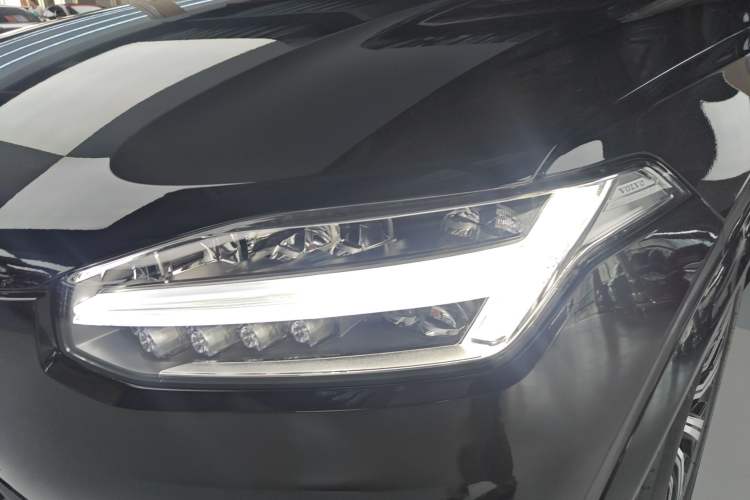 Used Volvo XC90 New Energy 2022 E-Drive Hybrid T8 Luxury Flagship 7-Seater Left Front Headlight