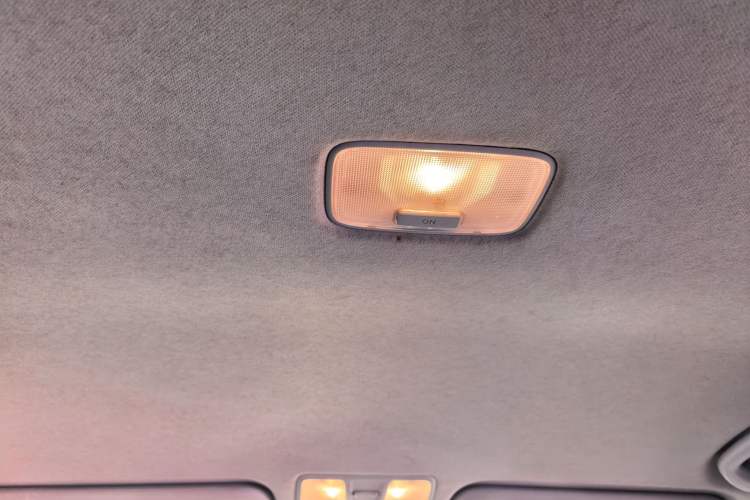 Used Hyundai Elantra (5th Generation / Langdong) 2012 1.6L Automatic Fashion Edition
