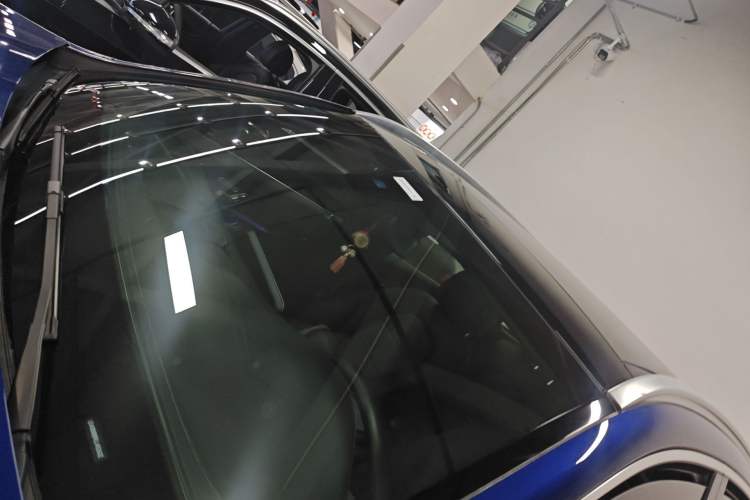 Used Mercedes-Benz GLC 2020 GLC 260 L 4MATIC Luxury Model Roof