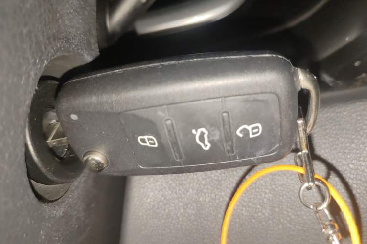 Used Volkswagen Beetle 2018 180TSI Dune Off-Road Edition
