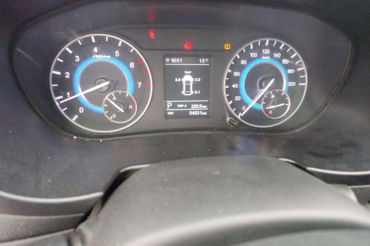 Used Dongfeng Fengon S560 2018 1.8L CVT Prestige Model Odometer Close Up
