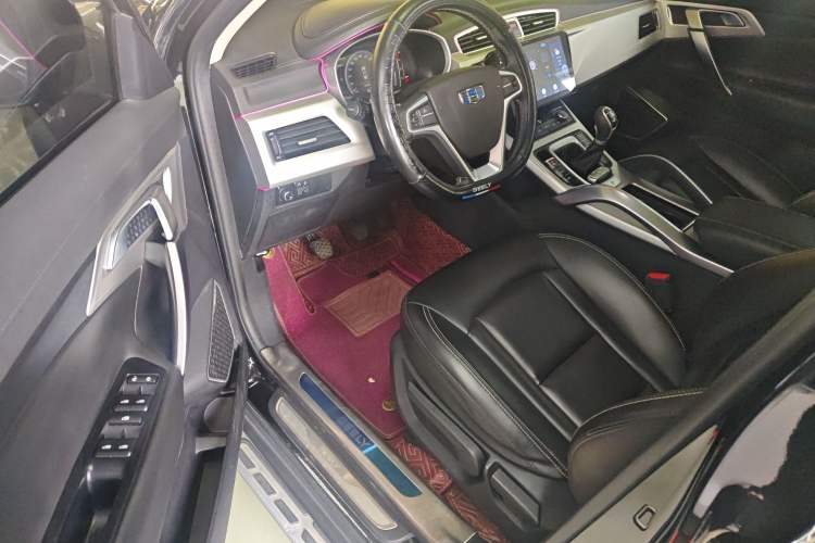 Used Geely Auto Emgrand X7 Sport 2016 2.0L Manual Smart Connect Version