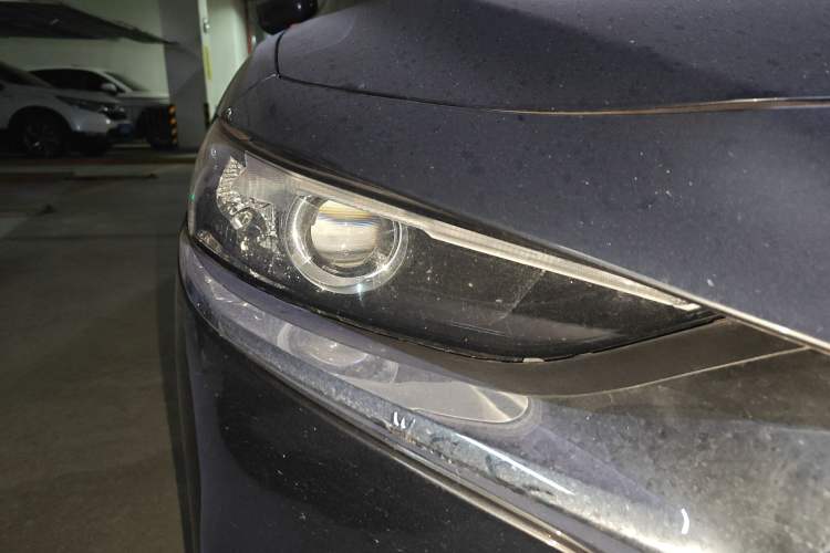 Used Mazda 3 Axela 2021 2.0L Automatic Zhiya Edition Right Front Headlight