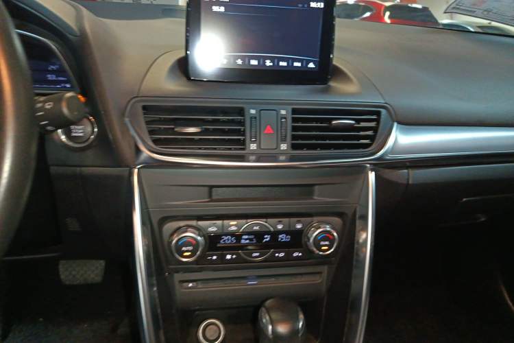 Used Mazda CX-4 2016 2.0L Automatic 2WD Blue Sky Luxury Edition