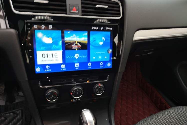 Used Volkswagen Golf 2019 280TSI DSG Comfort Version China V Standard Audio And AC Panel