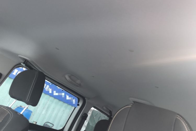 Used JAC Refine M3 2023 1.8L 7/8-Seater Smart Connectivity Version Headliner