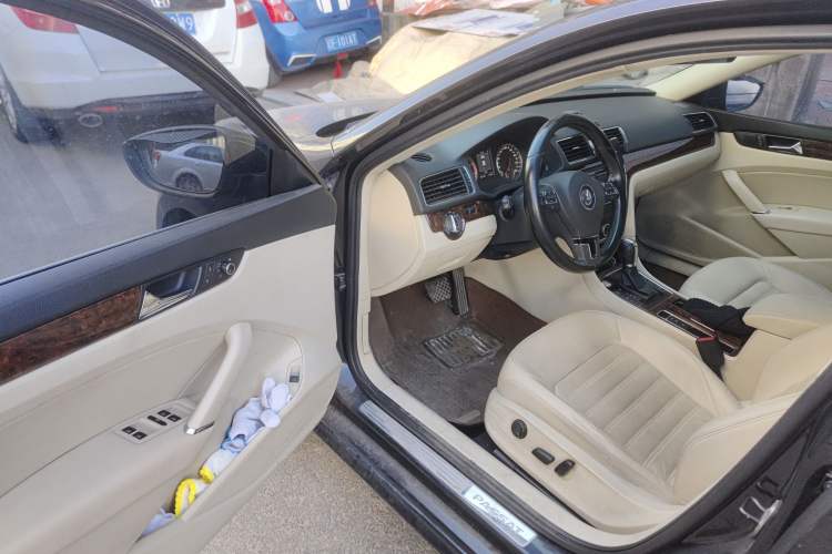 Used Volkswagen Passat 2013 1.8TSI DSG Prestige Edition
